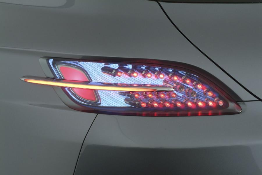  Lexus HPX Concept 2003 года  (фото 40 из 47)